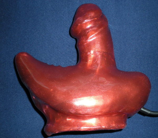 Sattel mit dickem Penis
